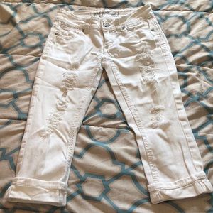 RUE 21 white distressed capris